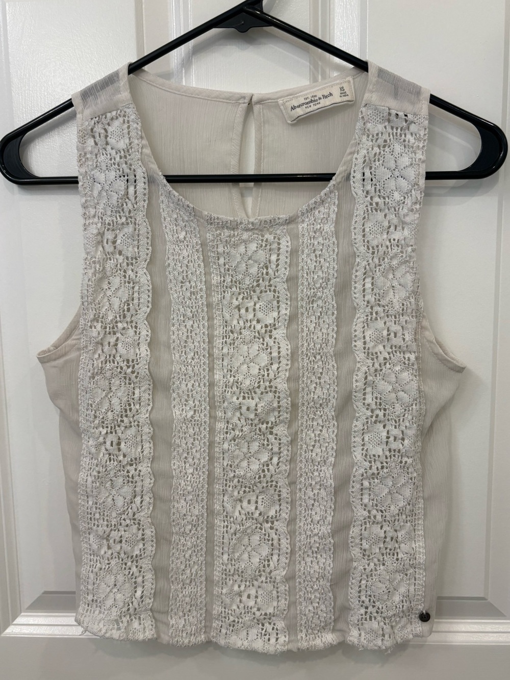 Abercrombie Sleeveless Lace-Panel Tank Top - Light Cream